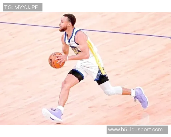 库里再展神勇远投绝技震撼全场证明自己依旧无敌