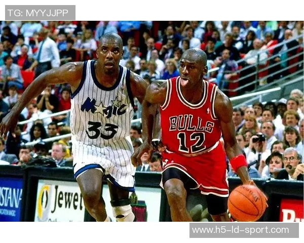 米切尔发推感慨乔丹解说重现风采经典时刻再现荧屏引发热议