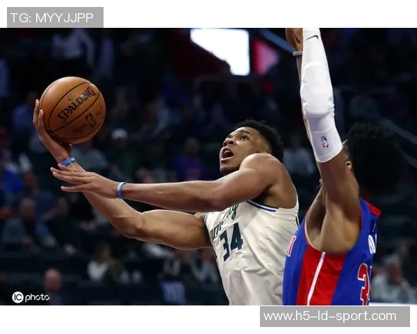 墨菲表现平平16投6中贡献19分9篮板4失误正负值创队内最低纪录