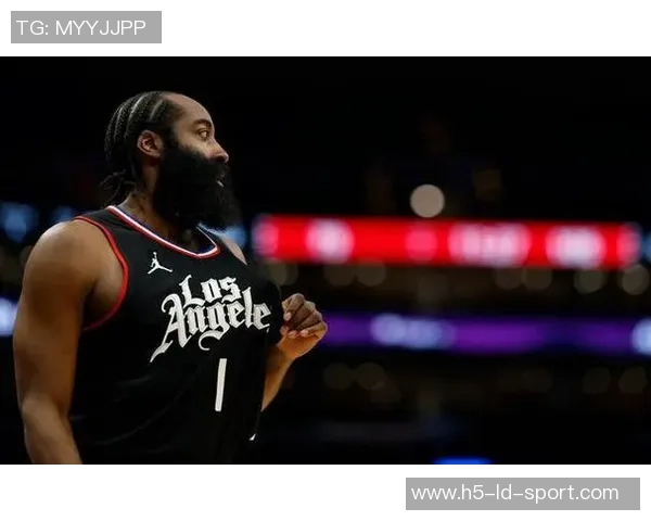 快船绿军L2M报告确认无错漏判哈登三分犯规非恶意行为解析 快船绿军L2M报告确认无错漏判哈登三分犯规非恶意行为解析