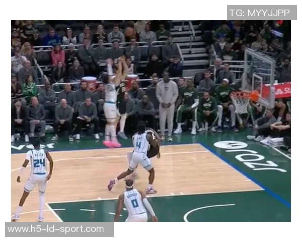 寒冰射手AJ格林三分球失准仅得一分却助队正负值高达25