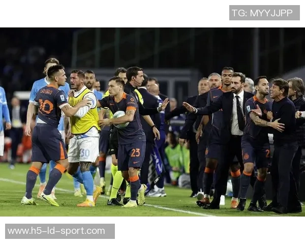 内雷斯因伤缺席本周中意甲努力争取周末对阵国米复出