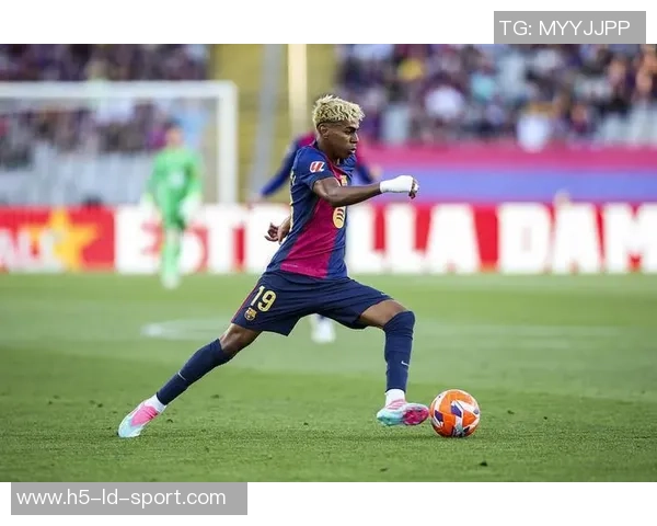 布鲁日巧妙应对巴萨亚马尔再次展现出非凡实力与潜力 布鲁日巧妙应对巴萨亚马尔再次展现出非凡实力与潜力