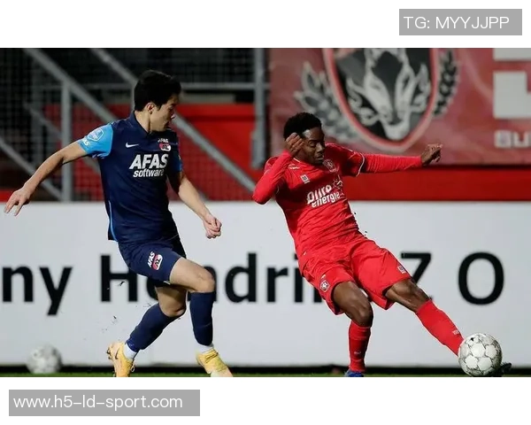 阿尔克马尔与门德斯洽谈斯米特转会皇马巴萨均表现出浓厚兴趣