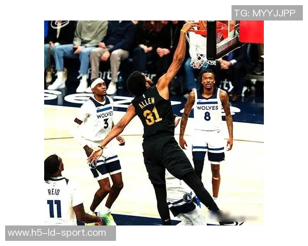 逆转森林狼杰伦格林激情四溢展现球队拼搏精神令人热血沸腾的比赛回顾 逆转森林狼杰伦格林激情四溢展现球队拼搏精神令人热血沸腾的比赛回顾