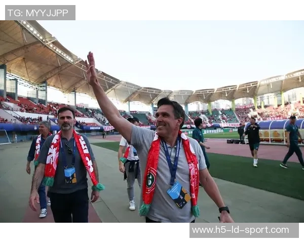 拉莫斯点赞引热议莫德里奇与拉莫斯或将在米兰重聚的可能性分析 拉莫斯点赞引热议莫德里奇与拉莫斯或将在米兰重聚的可能性分析