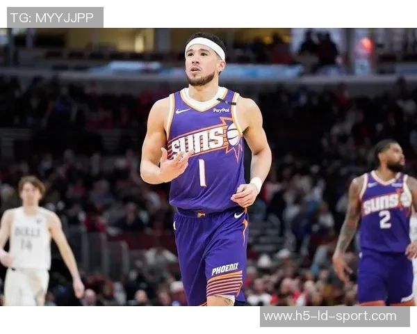 布克谈新赛季期待与责任感受领袖角色的重要性与挑战 布克谈新赛季期待与责任感受领袖角色的重要性与挑战